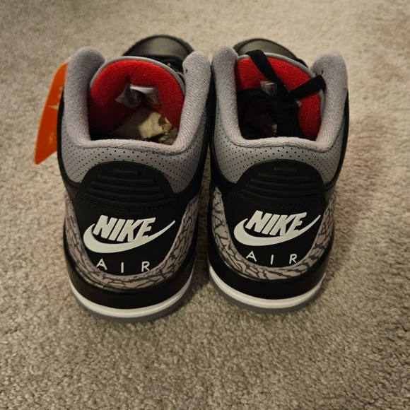 NWT Air Jordan 3 Retro Sneakers Size 7.5 - Picture 4 of 6